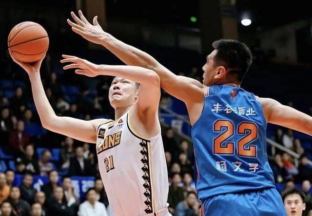 开云体育官网-包含四川队在比赛中展现出强大实力，取得胜利的词条