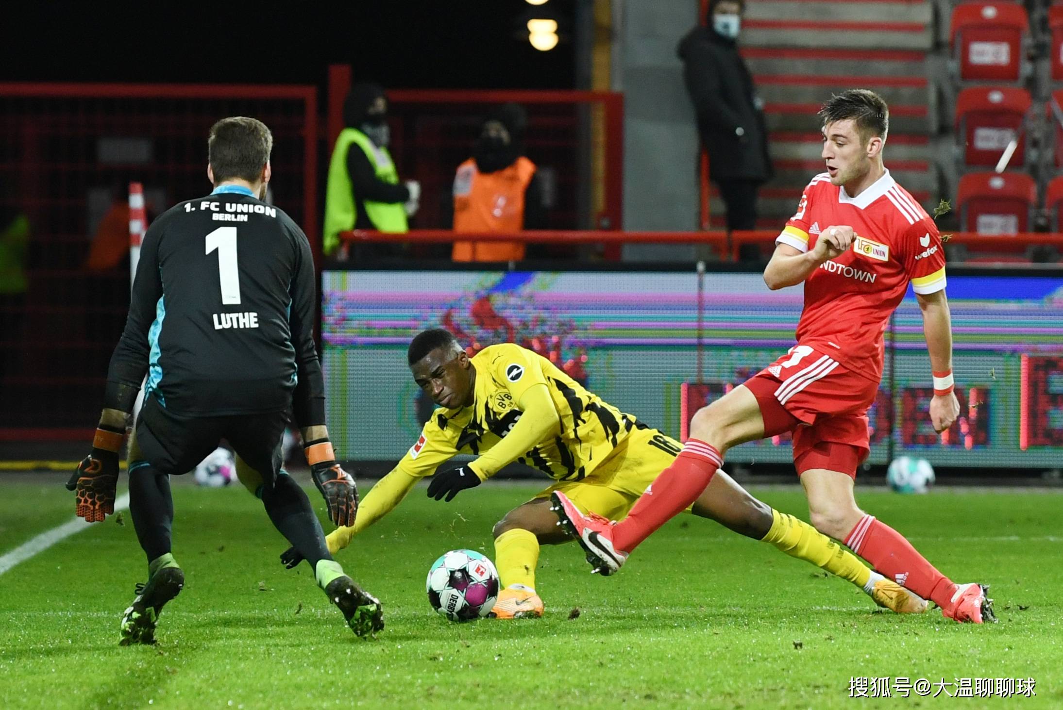 关于里尔主场小胜昂热，保持领先势头的信息