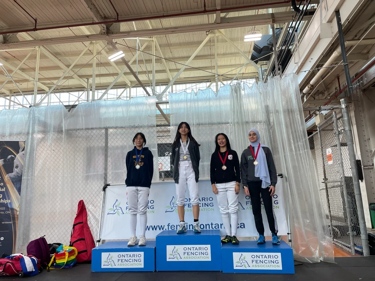 开云体育官方网站-古巴击剑队员勇夺亚军，实力超群