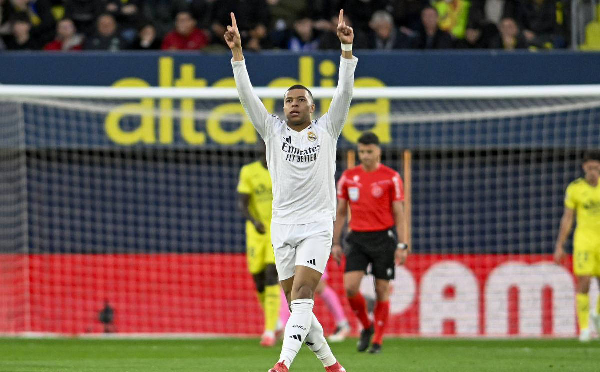 开云体育官网-皇马门将发挥出色，帮助球队击败对手