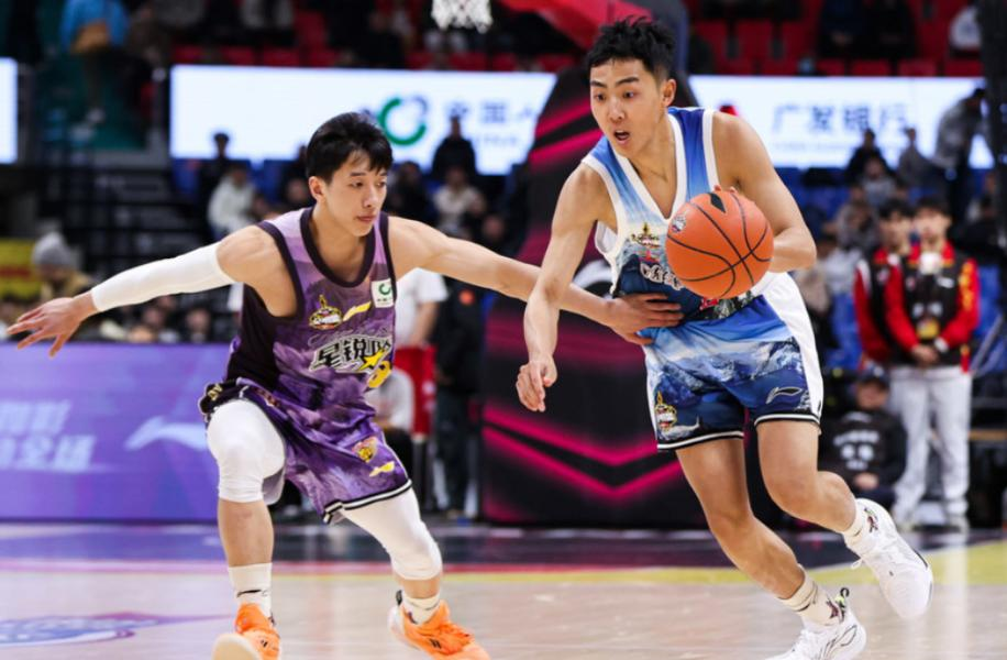 小牛战胜掘金,唐西奇关键时刻挺身而出的简单介绍 小牛战胜掘金,唐西奇关键时刻挺身而出的简单介绍