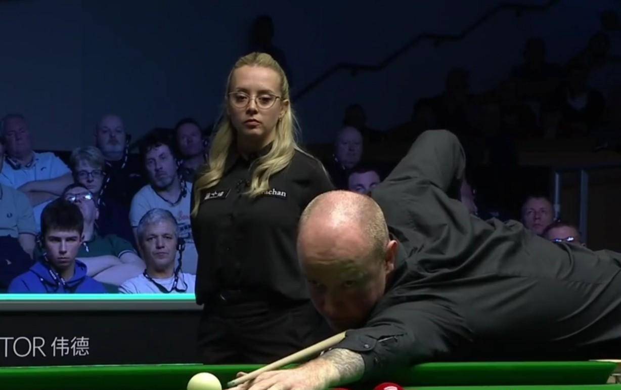 从容展现技艺辉煌，观球队胜负关卡慢慢推进