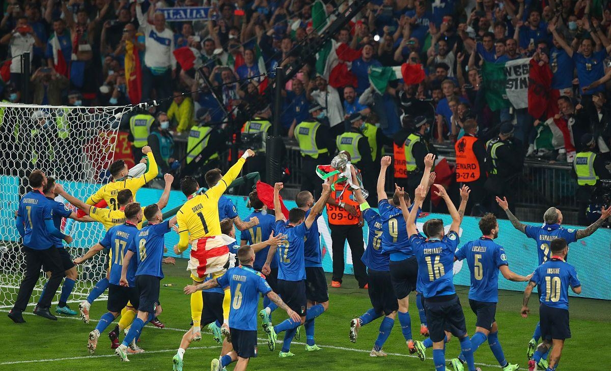 瑞士队力克对手，成功晋级欧锦赛四分之一决赛的简单介绍