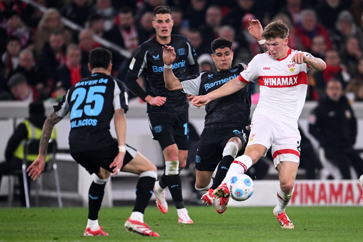 斯图加特球员分享训练中的趣事 斯图加特球员分享训练中的趣事