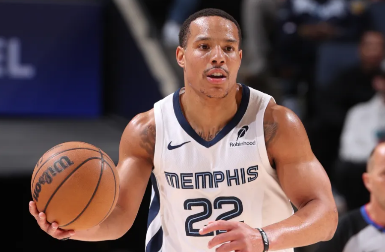 开云APP-艾顿单节狂砍分灰熊队长绝杀老鹰