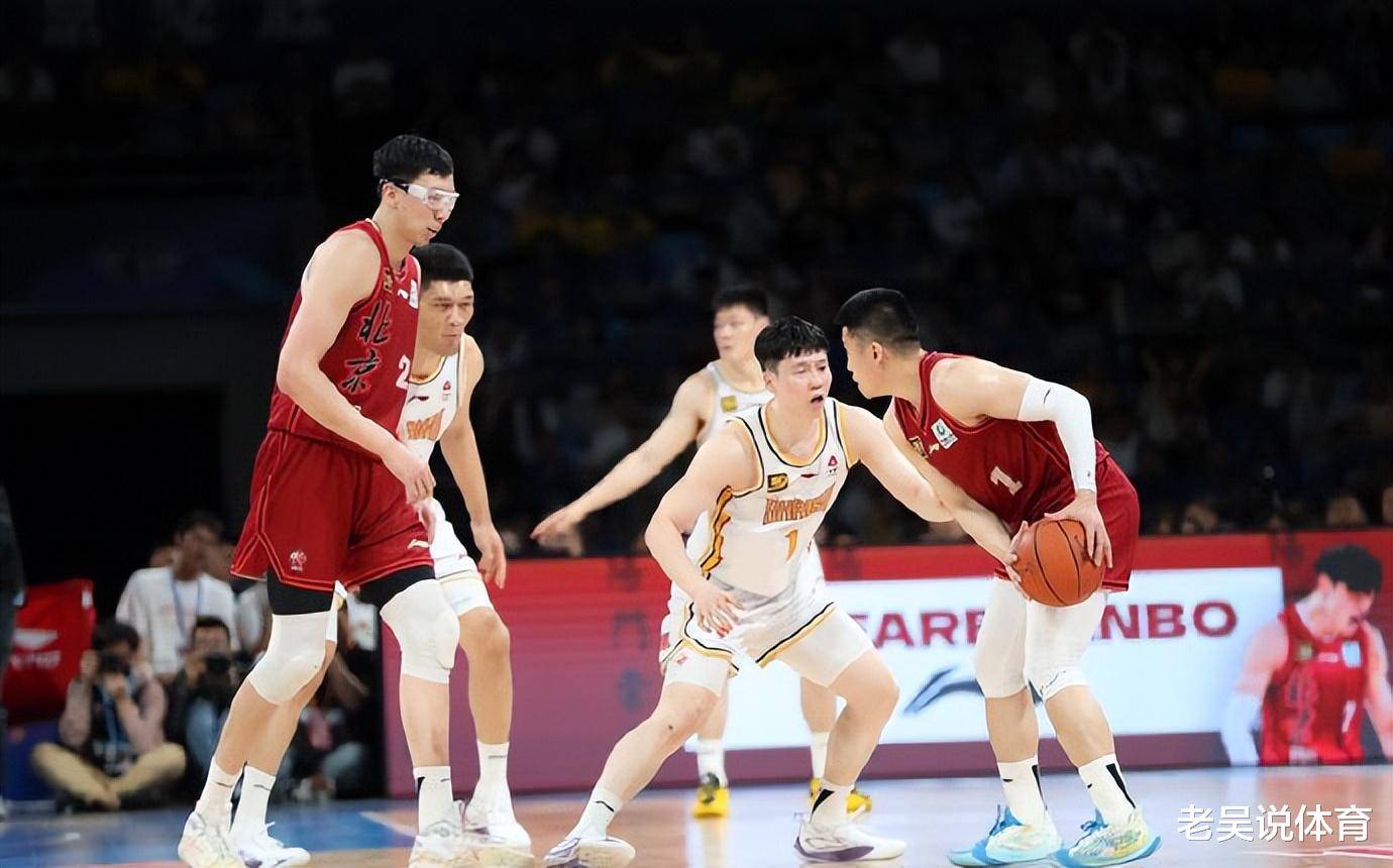 广西男篮客场获胜，全队士气高昂