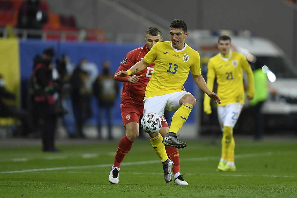 罗马尼亚逆转北马其顿,取得保级成功 罗马尼亚逆转北马其顿,取得保级成功