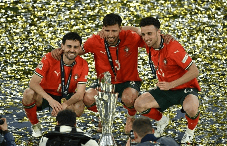 尤文图斯力克鲁达斯，晋级欧国联八强