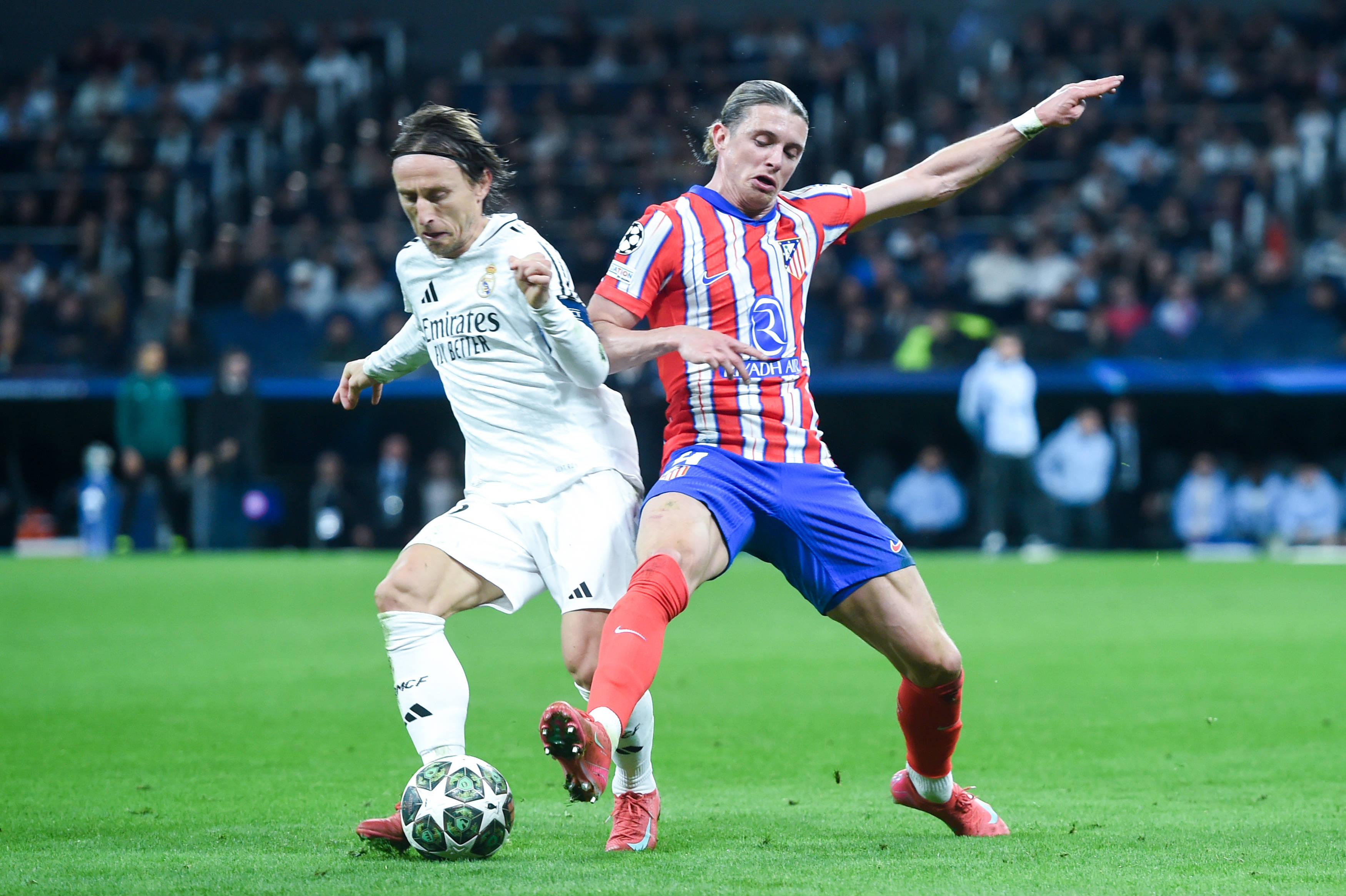 开云体育入口-马德里竞技主场失利，欧冠战绩难挽