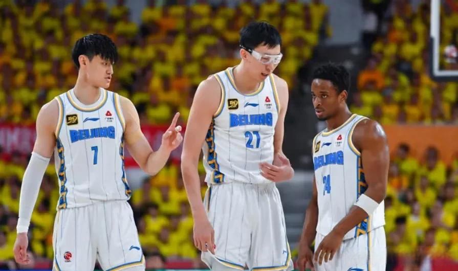 雄鸟队主场大败，输球原因分析