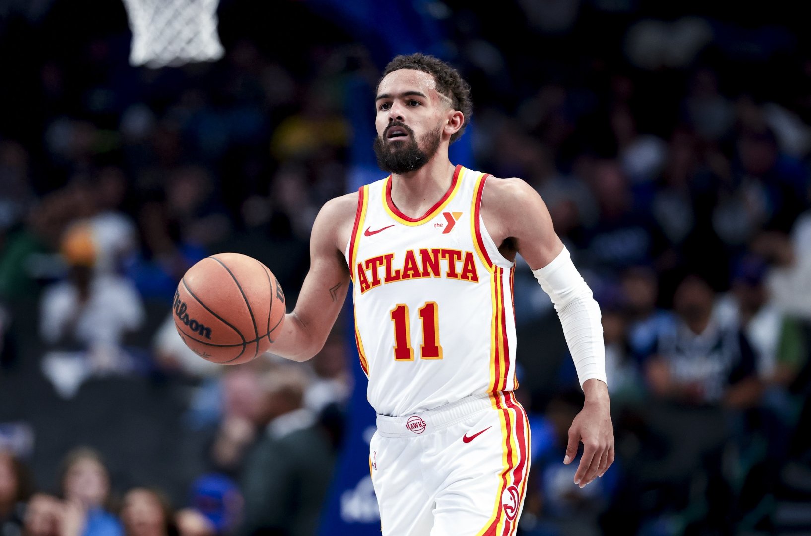 开云体育-76人队关键时刻稳定发挥，逆转战胜老鹰队