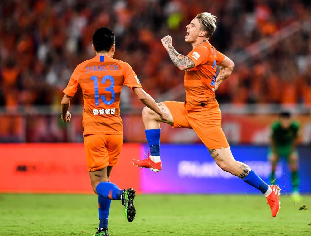 开云下载-广州恒大再胜逆袭，稳居次席