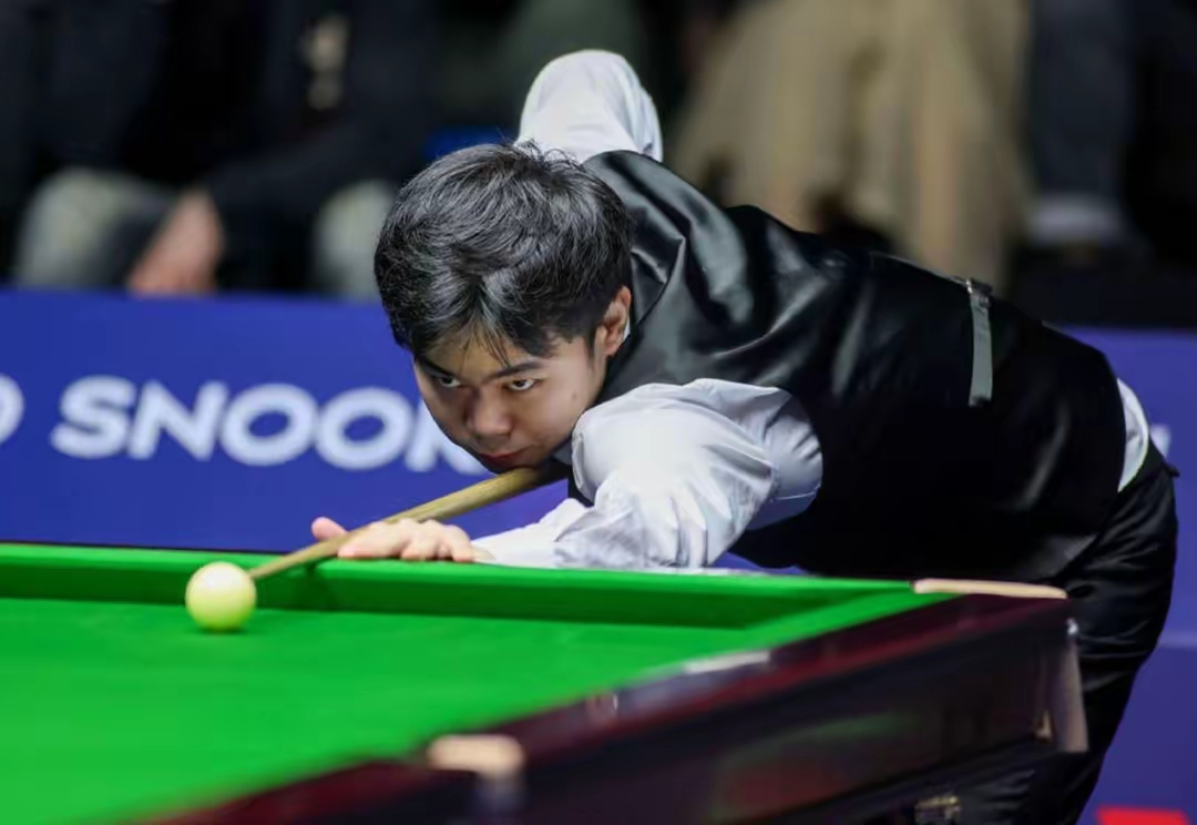 开云APP-包含G2碾压MAD，Gumayusi开启传奇时刻焦点之战2025世界赛，锁定晋级资格的词条