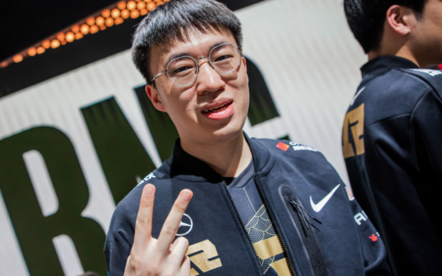 TL绝杀DFM，BDD关键团战开团秒人焦点之战淘汰赛，技惊四座