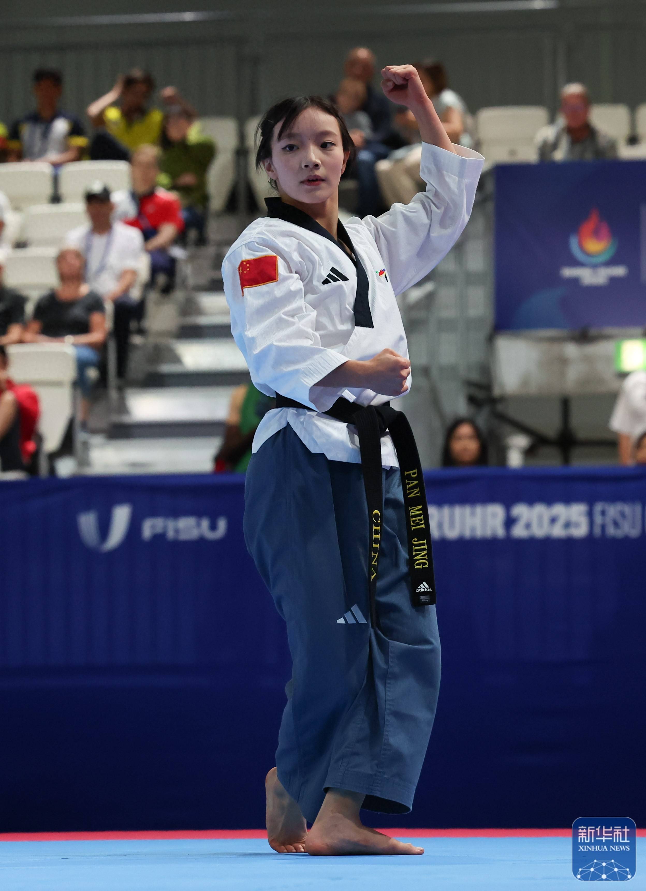 开云体育app-跆拳道选手从容应对逆风获胜