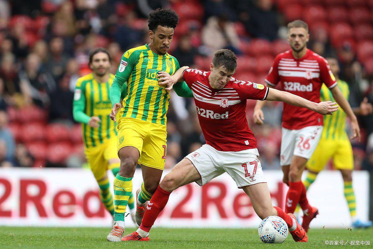 开云体育官网-弗赖堡捍卫主场荣誉，取得宝贵三分